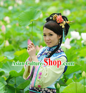 Chinese Minguo Time Folk Dress and Hair Jewelry for Women