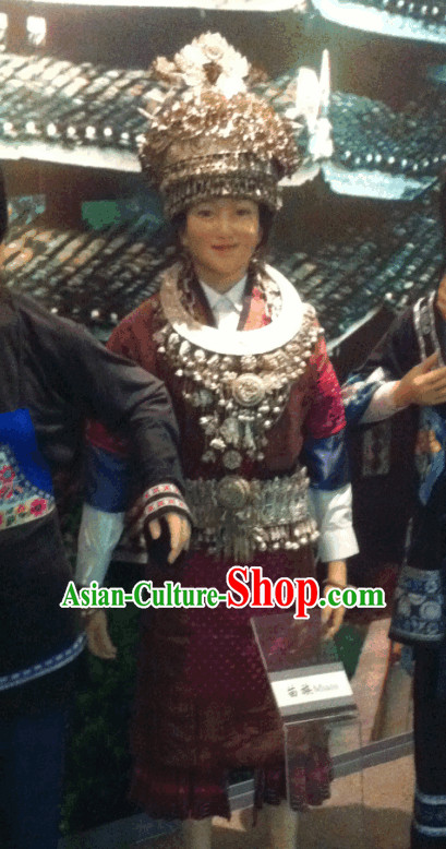 Miao People Daily Wear and Accessories Complete Set