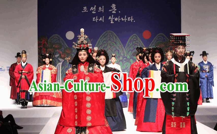 Royal Korean Queen Hanbok Outfits for Women