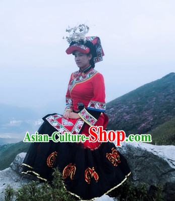 Chinese Folk Ethnic Traditional Clothes and Hat Complete Set for Women