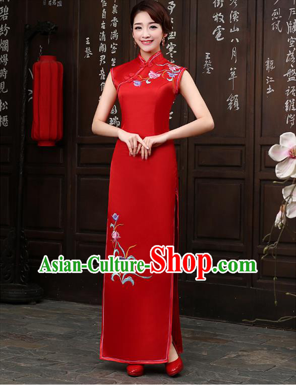 Ancient Chinese Costumes, Manchu Clothing Qipao, Retro Mandarin Collar Embroidered Long Silk Cheongsam, Traditional Red Cheongsam Wedding Toast Dress for Bride