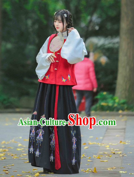 Chinese Classic Ming Dynasty Clothing and Hair Jewelry Complete Set for Women