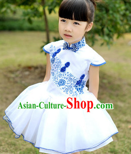 Traditional Chinese Classical Group Dance Dancing Costumes Complete Set for Girls
