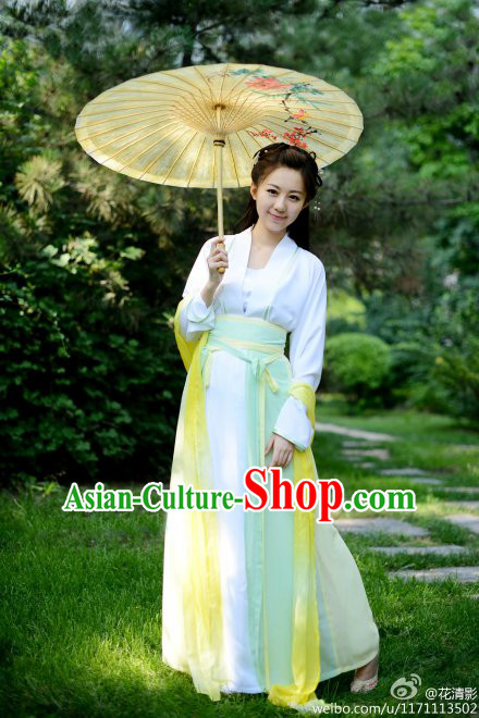 Ancient Chinese Hanfu Lady Clothes and Umbrella Complete Set