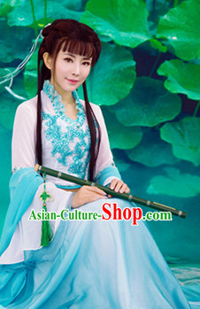 Traditional Chinese Women Beauty Clothing Dresses National Costume and Hair Ornaments Complete Set