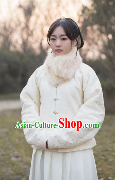 Traditional Chinese Ming Dynasty Young Lady Embroidered Costume White Cotton-Padded Jacket, Asian China Ancient Hanfu Blouse for Women
