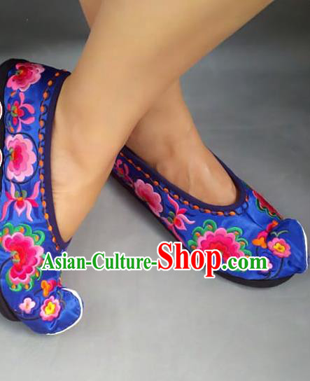 Asian Chinese Shoes Wedding Shoes Handmade Blue Embroidered Shoes, Traditional China Princess Shoes Hanfu Become Warped Head Shoe for Women
