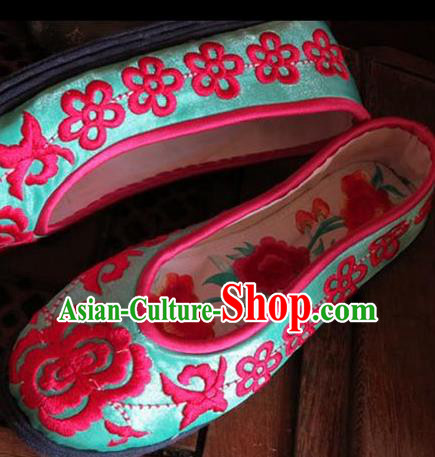 Traditional Chinese National Green Silk Shoes Embroidered Shoes, China Handmade Shoes Hanfu Embroidery Peony Shoes for Women