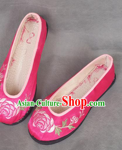 Traditional Chinese National Embroidered Shoes Handmade Pink Satin Wedding Shoes, China Hanfu Embroidery Flowers Shoes for Women