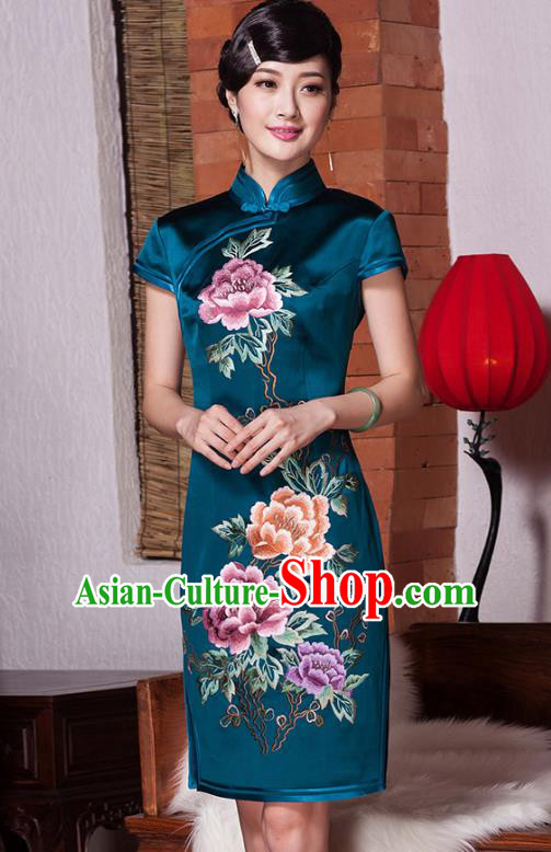 Traditional Chinese National Costume Green Mulberry Silk Embroidery Qipao, Top Grade Tang Suit Stand Collar Cheongsam Dress for Women
