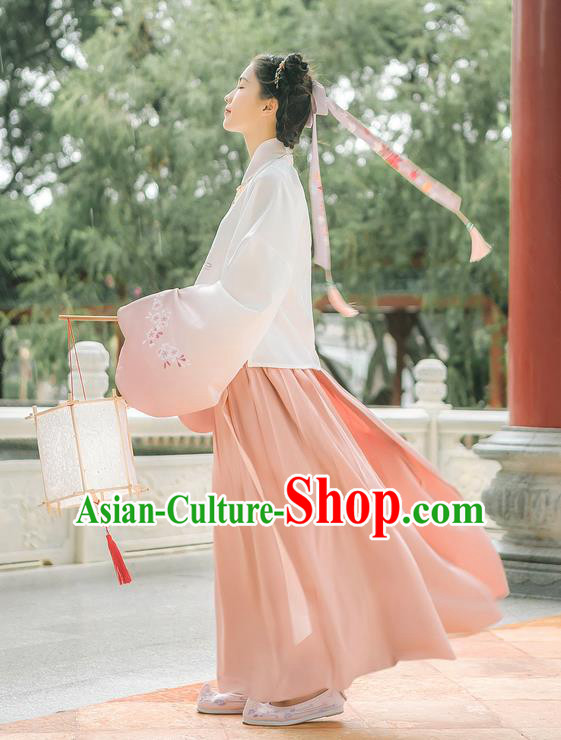 Asian China Ming Dynasty Princess Costume Embroidered White Blouse and Pink Skirt, Traditional Ancient Chinese Elegant Princess Hanfu Clothing for Women