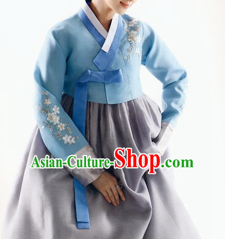 Traditional Korean Costumes Bride Formal Attire Ceremonial Blue Blouse and Grey Dress, Korea Hanbok Court Embroidered Clothing for Women