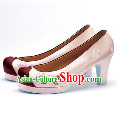 Traditional Korean National Wedding Shoes Light Pink Embroidered Shoes, Asian Korean Hanbok Embroidery Flowers High-heeled Court Shoes for Women