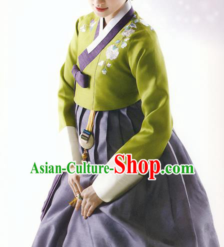 Asian Korean National Handmade Formal Occasions Wedding Bride Clothing Green Embroidered Blouse and Grey Dress Palace Hanbok Costume for Women