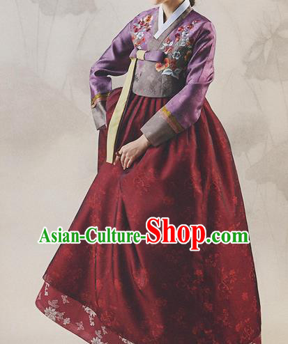 Asian Korean National Handmade Formal Occasions Wedding Bride Clothing Embroidered Red Blouse and Blue Dress Palace Hanbok Costume for Women