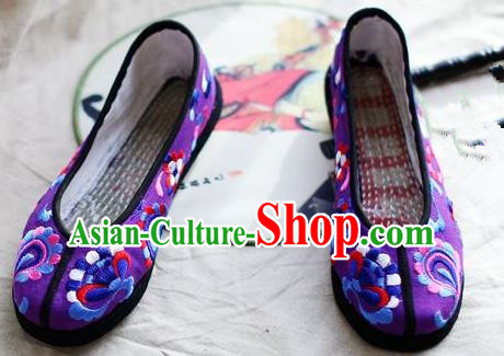 Asian Chinese Traditional Shoes Bride Xiuhe Suit Purple Embroidered Shoes, China Peking Opera Handmade Embroidery Shoe Hanfu Princess Shoes for Women