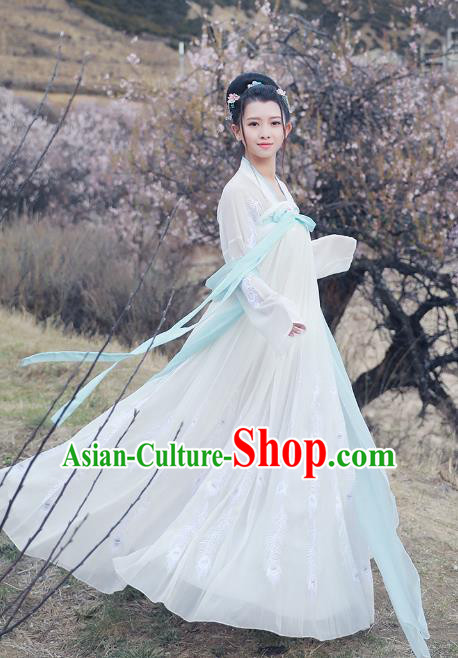Asian China Tang Dynasty Imperial Princess White Costume, Traditional Ancient Chinese Hanfu Embroidered Clothing for Women