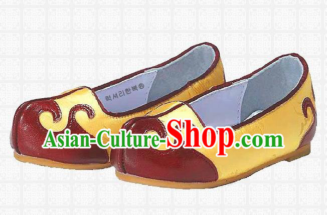 Traditional Korean National Embroidered Shoes, Asian Korean Hanbok Children Yellow Shoes for Boys