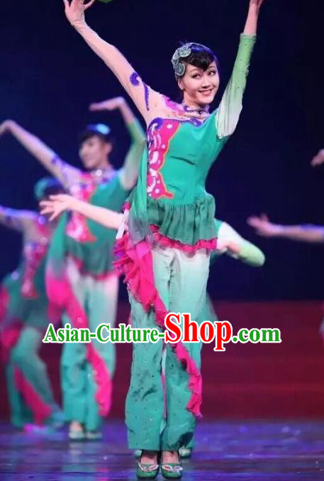 Traditional Chinese Yangge Fan Dance Costume, Folk Dance Drum Dance Green Uniform Yangko Clothing for Women