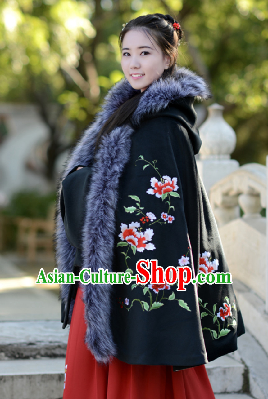 Ancient Chinese Style Black Embroidered Flower Mantle Cape Hanfu
