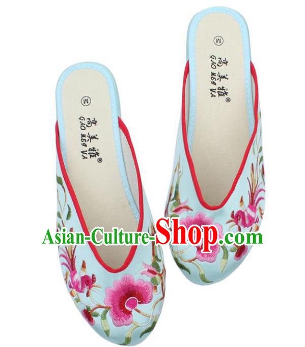 Traditional Chinese National Bride Light Blue Satin Embroidered Shoes, China Handmade Embroidery Phoenix Peony Hanfu Slippers for Women