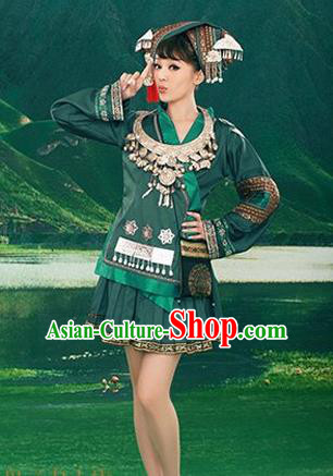 Traditional Chinese Miao Nationality Dancing Costume, Hmong Folk Dance Ethnic Pleated Skirt, Chinese Minority Tujia Nationality Embroidery Costume for Women