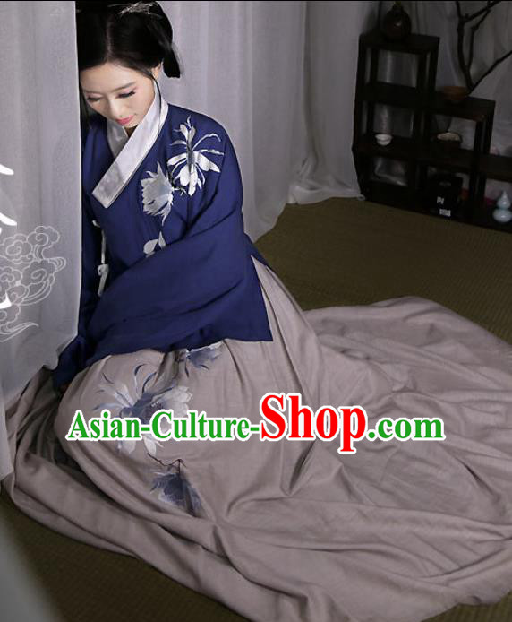Traditional Ancient Chinese Female Costume Navy Blouse and Dress Complete Set, Elegant Hanfu Clothing Chinese Ming Dynasty Palace Princess Embroidered Epiphyllum Clothing for Women