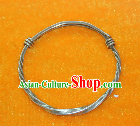 Traditional Chinese Miao Ethnic Minority Pure Silver Bracelet, Hmong Handmade Bracelet Jewelry Accessories for Women