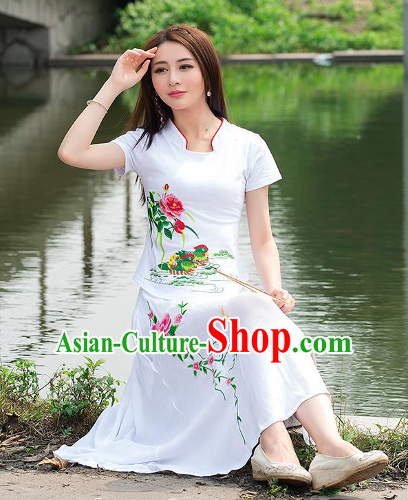 Traditional Ancient Chinese National Costume, Elegant Hanfu Round Collar T-Shirt, China Tang Suit Embroidered Mandarin Duck Peony White Blouse Cheongsam Upper Outer Garment Shirts Clothing for Women