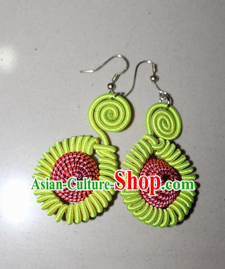 Traditional Chinese Miao Nationality Crafts Jewelry Accessory Classical Earbob Accessories, Hmong Handmade Kinking Palace Lady Earrings, Miao Ethnic Minority Weave Eardrop for Women
