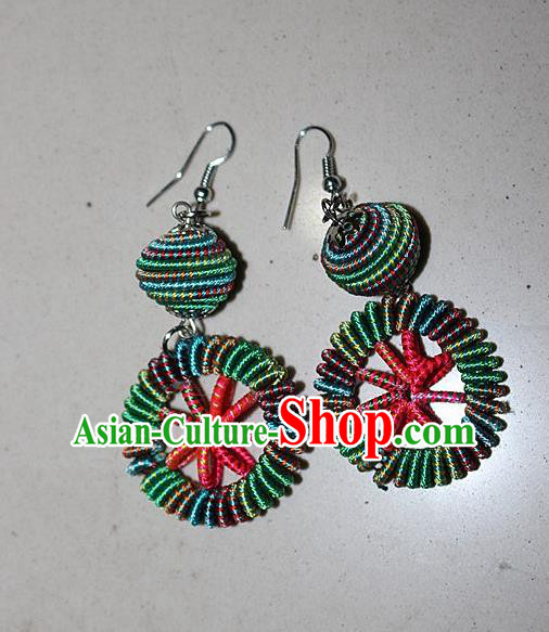 Traditional Chinese Miao Nationality Crafts Jewelry Accessory Classical Earbob Accessories, Hmong Handmade Kinking Palace Lady Round Earrings, Miao Ethnic Minority Weave Eardrop for Women