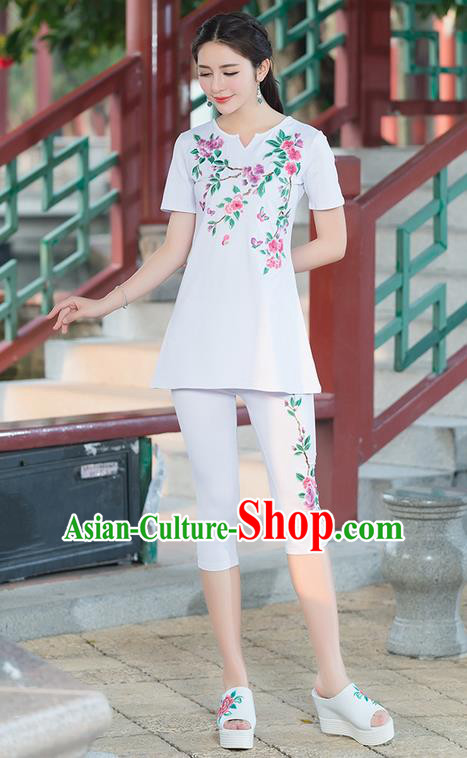 Traditional Ancient Chinese National Costume, Elegant Hanfu Embroidery Peach Blossom Flowers White T-Shirt, China Tang Suit Blouse Cheongsam Upper Outer Garment Qipao Shirts Clothing for Women