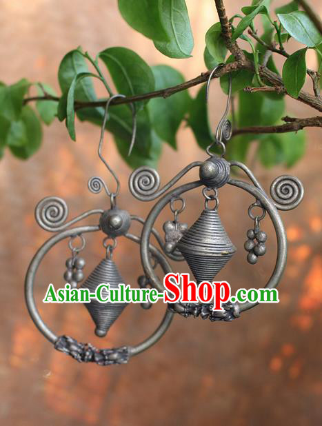 Traditional Chinese Miao Nationality Crafts Jewelry Accessory Classical Earbob Accessories, Hmong Handmade Miao Silver Palace Annulus Earrings, Miao Ethnic Minority Eardrop for Women