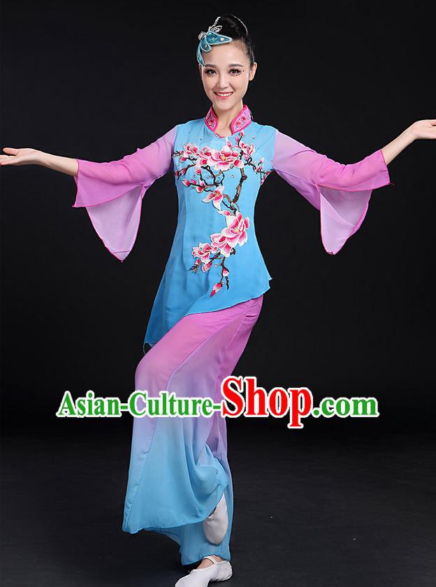 Traditional Chinese Yangge Fan Dancing Costume, Folk Dance Yangko Mandarin Sleeve Paillette Uniforms, Classic Dance Elegant Dress Drum Dance Embroidered Plum Blossom Clothing for Women