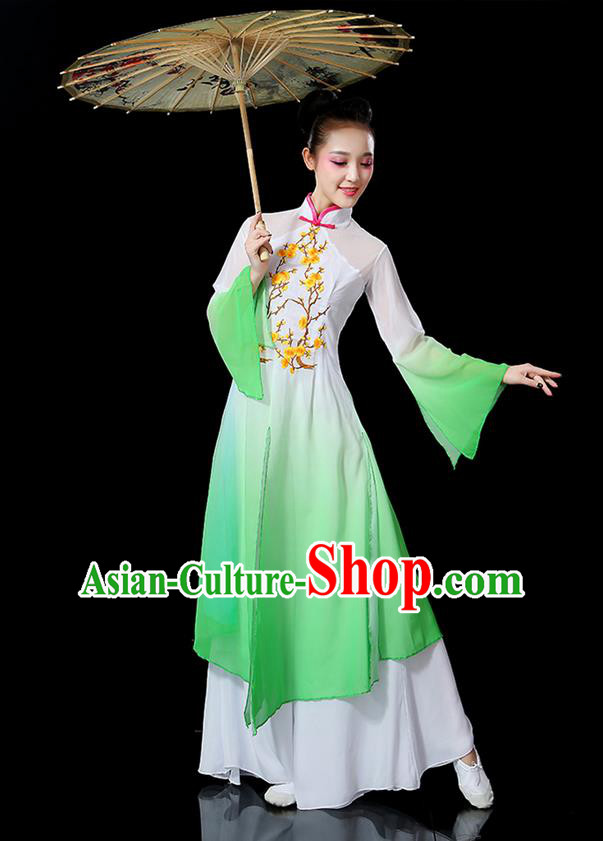 Traditional Chinese Yangge Fan Dancing Costume, Folk Dance Yangko Mandarin Sleeve Embroidered Plum Blossom Uniforms, Classic Umbrella Dance Elegant Dress Drum Dance Green Clothing for Women