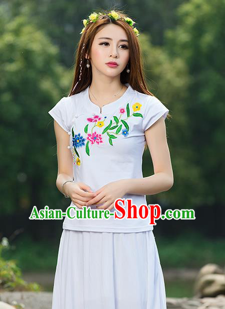 Traditional Chinese National Costume, Elegant Hanfu Embroidery Flowers White T-Shirt, China Tang Suit Republic of China Plated Buttons Chirpaur Blouse Cheong-sam Upper Outer Garment Qipao Shirts Clothing for Women