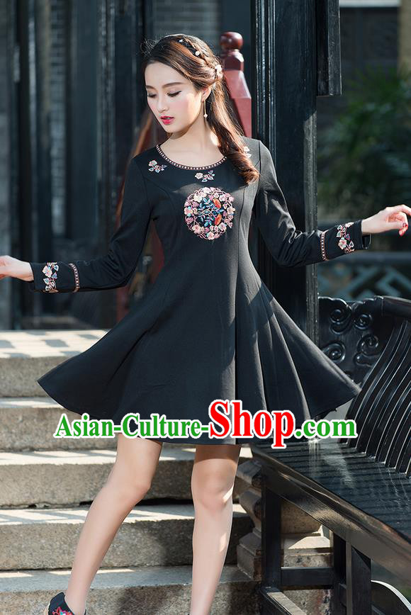 Traditional Ancient Chinese National Costume, Elegant Hanfu Embroidery Black Dress, China Tang Suit Upper Outer Garment Elegant Dress Clothing for Women