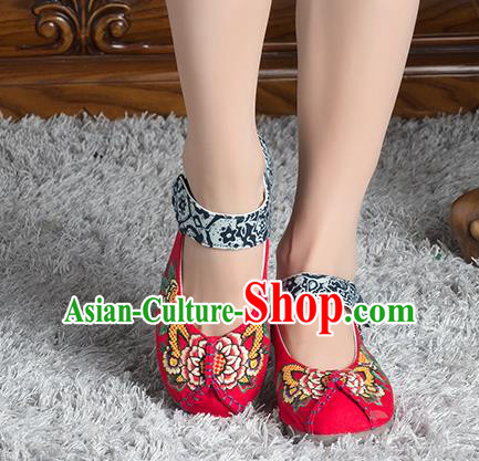 Traditional Chinese Shoes, China Handmade Linen Embroidered Flowers Red Shoes, China Ancient Cloth Shoes for Women