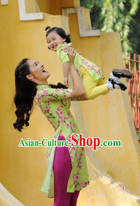 Top Grade Asian Vietnamese Traditional Dress, Vietnam National Farmwife Ao Dai Dress, Vietnam Green Ao Dai Cheongsam Mother-child Dress Clothing for Woman