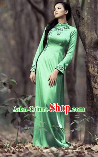 Traditional Top Grade Asian Vietnamese Costumes Embroidery Full Dress, Vietnam National Ao Dai Dress Green Qipao for Women