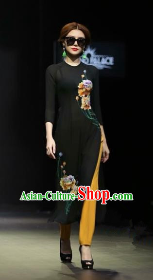 Traditional Top Grade Asian Vietnamese Costumes Classical Hand Painting Flower Full Dress, Vietnam National Ao Dai Dress Black Short Qipao for Women