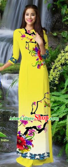 Traditional Top Grade Asian Vietnamese Costumes Classical Yellow Cheongsam, Vietnam National Printing Ao Dai Dress for Women