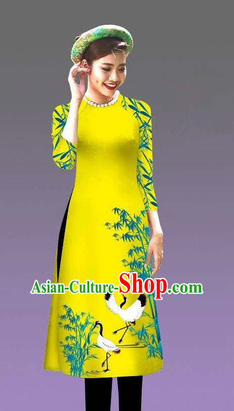 Top Grade Asian Vietnamese Costumes Classical Jing Nationality Crane Pattern Short Cheongsam, Vietnam National Clothing Bride Traditional Yellow Ao Dai Dress