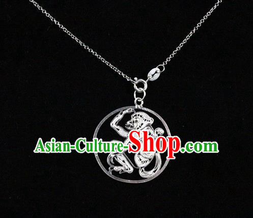 Traditional Handmade Chinese Ancient Classical Accessories Pure Sliver Chinese Zodiac Pendant Monkey Lacing Pendent for Women