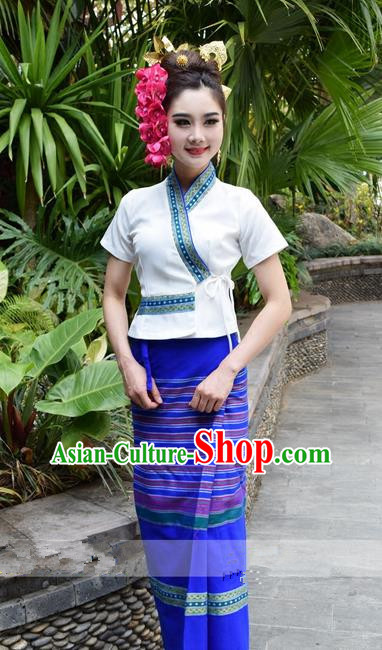 Traditional Traditional Thailand Princess Clothing, Southeast Asia Thai Ancient Costumes Dai Nationality Blue Sari Dress for Women