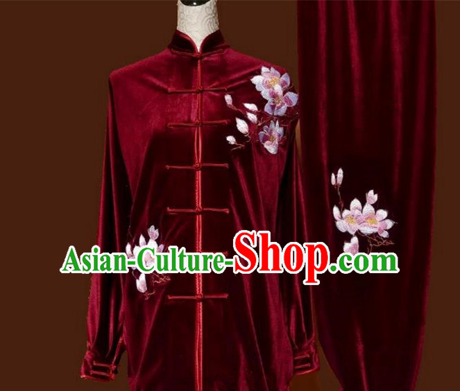 Asian Chinese Top Grade Velvet Kung Fu Costume Martial Arts Tai Chi Training Wine Red Uniform, China Embroidery Magnolia Flower Gongfu Shaolin Wushu Clothing for Women
