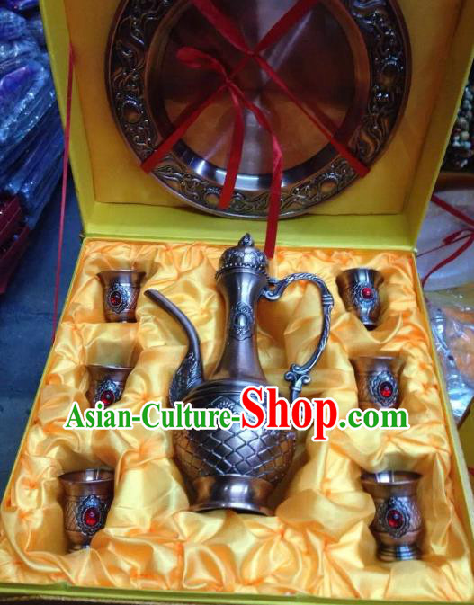 Traditional Handmade Chinese Mongol Nationality Crafts Copper Wine Set, China Mongolian Minority Nationality Carving Flagon and Drinking Cup