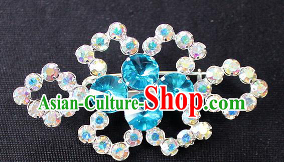Traditional China Beijing Opera Young Lady Jewelry Accessories Collar Brooch, Ancient Chinese Peking Opera Hua Tan Diva Blue Colorful Crystal Breastpin