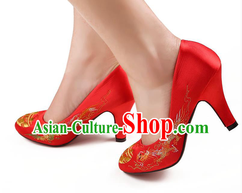 Traditional Ancient Chinese Wedding Embroidery Shoes, Chinese Style Wedding Red Dragon and Phoenix Bride High-heeled Shoes for Women