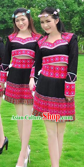 Traditional Chinese Miao Nationality Costume, Hmong Folk Dance Ethnic Black Pleated Skirt, Chinese Minority Nationality Embroidery Clothing for Women